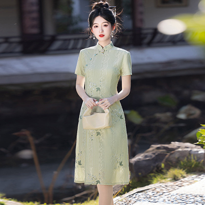 清新浅绿蕾丝改良奥黛旗袍裙夏季