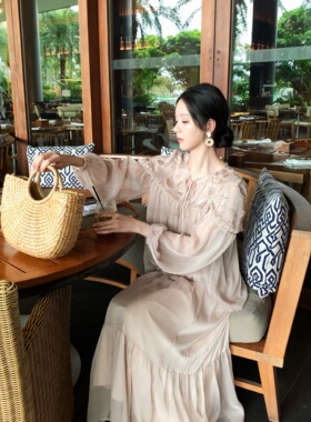 Zwinnie/詹维尼【沙漠粉套装】 重工款度假风仙气套装 GJE202606