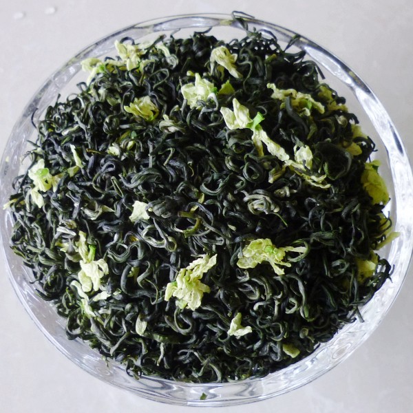 四川峨眉山农家浓香耐泡茉莉花茶