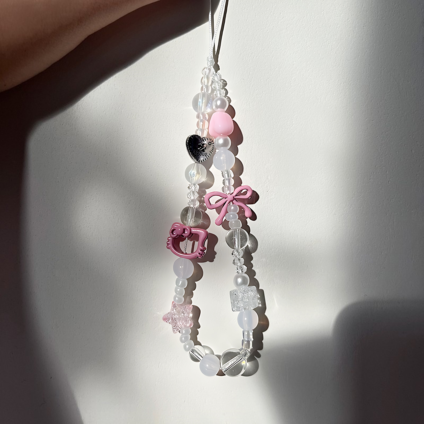 kitty猫蝴蝶结手机链短款