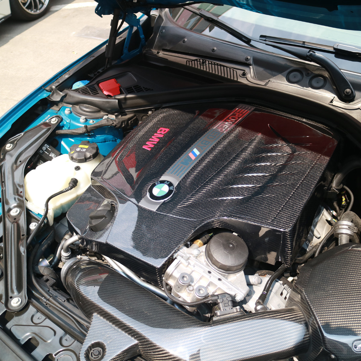 F87M2N55引擎用碳纤维发动机罩