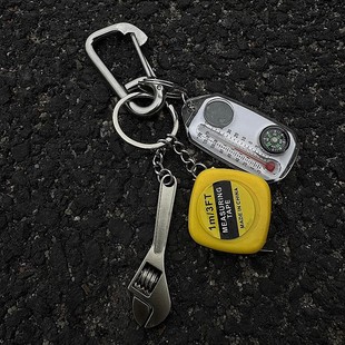 登山扣卷尺扳手指南针单挂腰链裤 饰挂饰 链男简约实用搭配单品装