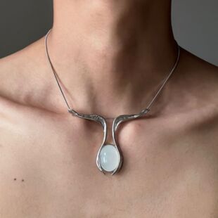新中式几何水滴项链男chocker高级感甜酷风水晶白玉吊坠锁骨链女
