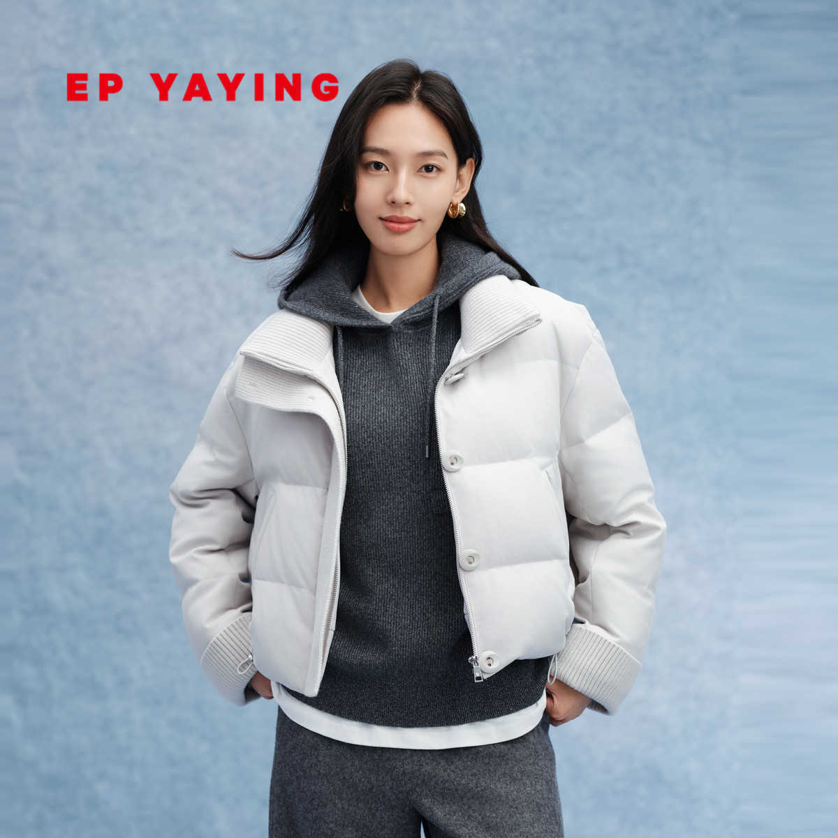 雅莹鹅绒高领针织拼接羽绒外套