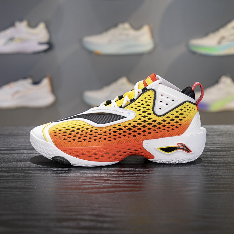 李宁反伍5篮球鞋2025秋季男子轻量高回弹中帮篮球外场鞋ABFV025