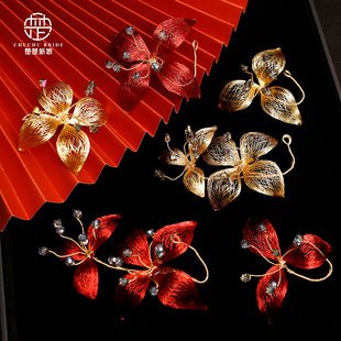 小众设计红色金色掐丝花朵敬酒旗袍配饰订婚礼服简约新娘头饰品