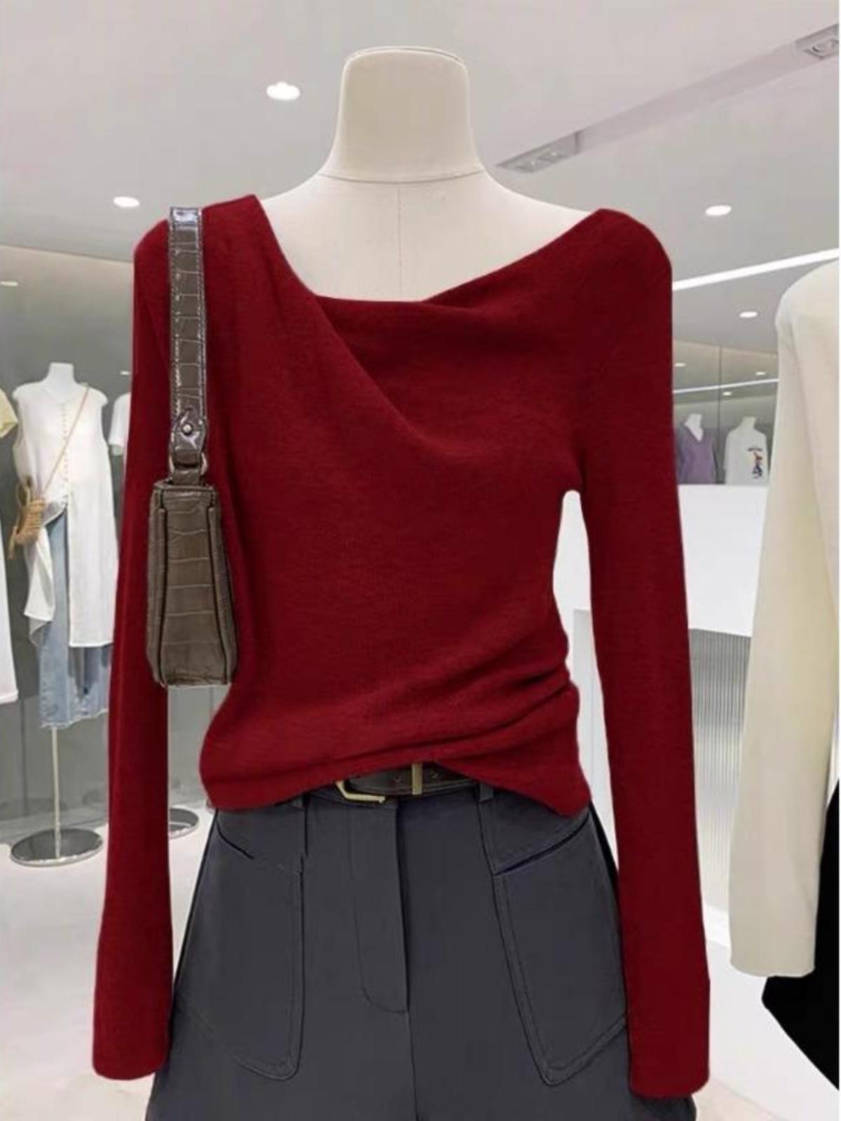 新年红色荡领针织衫女装2025秋装新款纯欲风内搭打底衫一字肩上衣