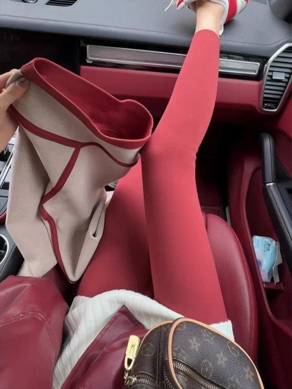 红色鲨鱼裤女2025秋季外穿加绒高腰瑜伽裤紧身弹力修身显瘦打底裤