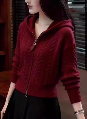 本命年新年红色连帽毛衣外套季2026年新款小个子宽松针织开0115k