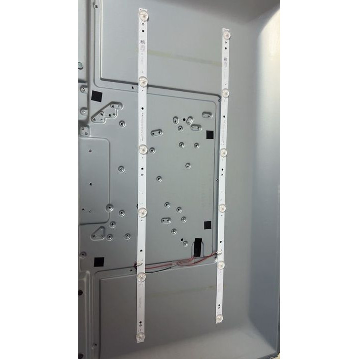 组装32寸JL.D32061330-271BS-M_V01 32E9-0D35-2*6 320E9 2X6灯条