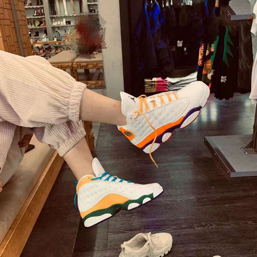 专柜正品耐克女子AJ13篮球鞋