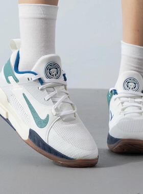NIKE耐克 CROSSCOURT (GS)大童运动低帮网面透气休闲鞋HM3715-131