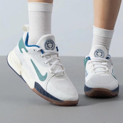 耐克大童运动休闲鞋网面透气