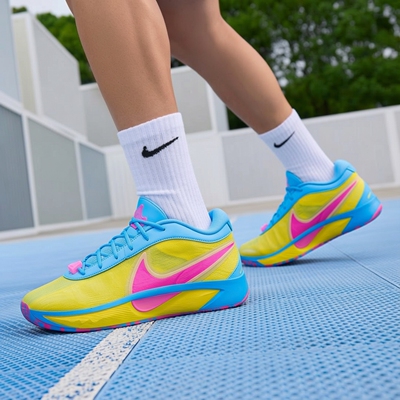 耐克专柜正品男子篮球鞋