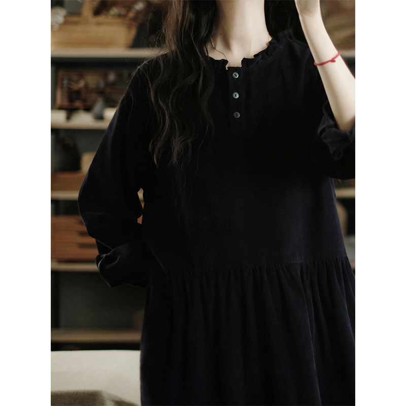 秋冬季灯芯绒长袖连衣裙 木耳边领文艺宽松长款裙子文艺新款女装