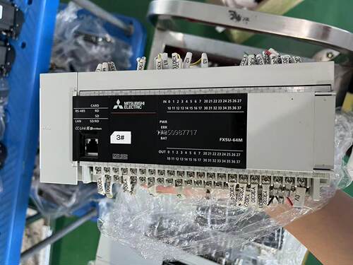 议价三菱pLC fX5U-64MT  FX5U-80MT功能正常议价