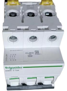 非实价议价议价全新A9F84306iC60H 3P C6A断路器原装A9F75306议价