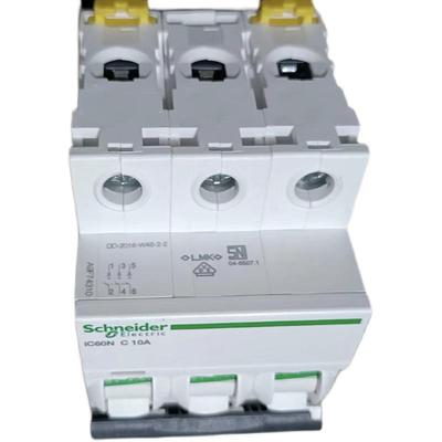 非实价议价议价全新A9F84306iC60H 3P C6A断路器原装A9F75306议价