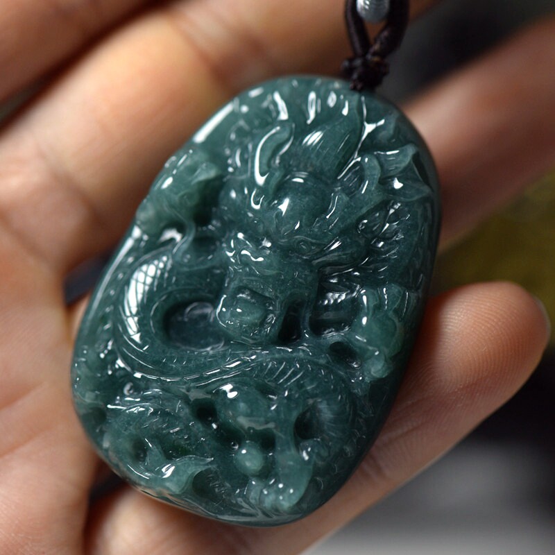 翡翠玉石盘龙龙牌吊坠 天然A货龙行四海颈饰挂件保真送证