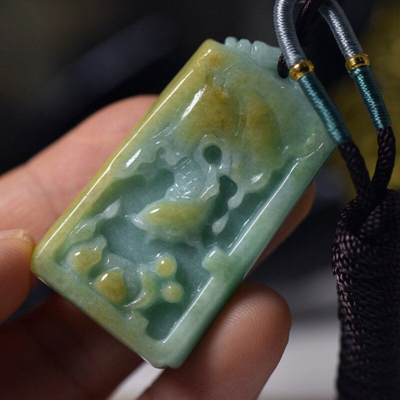 翡翠玉石黄翡荷叶鱼吊坠 A货年年有余雕件颈饰挂件 保真送证