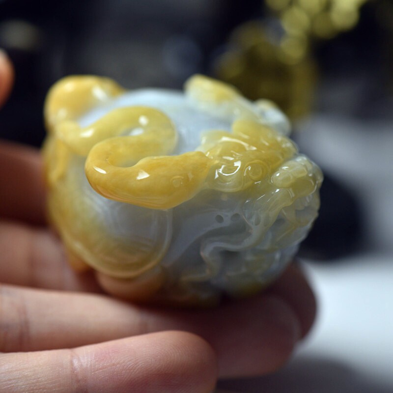 现货一物一图缅甸翡翠A货玉石黄翡玄武摆件手玩件龙龟玉器带证书