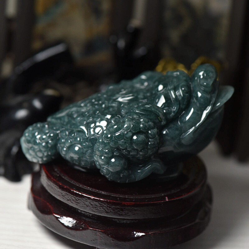 天然翡翠玉器A货金蟾摆件把件三脚蟾蜍茶宠书桌摆件带证书