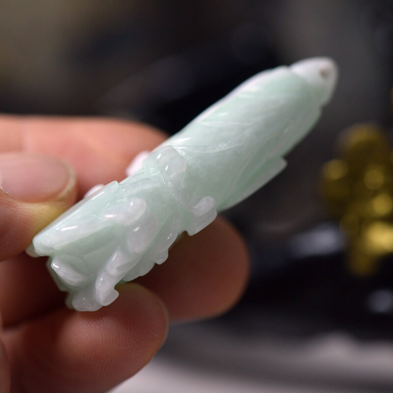 翡翠玉石带绿白菜吊坠 缅甸玉器珠宝百财挂件首饰 保真送证书