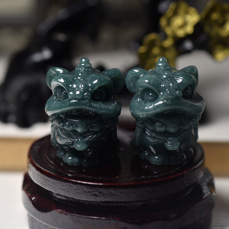 天然翡翠A货玉石摆件狮子摆件玉器一对醒狮事事如意玉器带证书