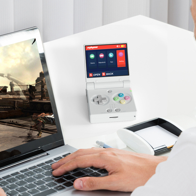 MIYOOMiniFlip便携翻盖游戏机