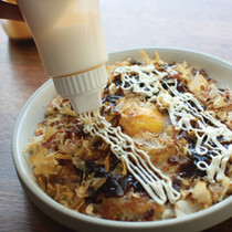 Japanese porous salad tomato sauce squeeze bottle plastic leakproof sauce bottle honey cheese squeeze bottle