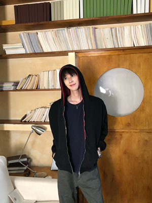 BUFANSTUDIO撞色拼接连帽卫衣