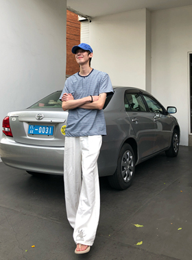 BUFANSTUDIO美式斯巴达时代绣花水洗做旧牛仔裤A字白牛男女潮长裤