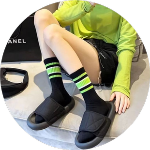 袜子女中筒外穿潮ins纯棉春夏条纹运动长袜搭配鲨鱼裤老爹鞋春天