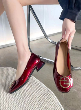 顾明强单鞋女真皮粗跟女鞋一脚蹬低跟皮鞋女红色瓢鞋亮皮奶奶鞋