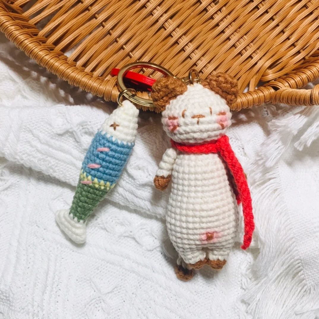 猫条加小鱼干毛线钩针编织纯手工diy材料包钥匙扣挂件装饰可爱