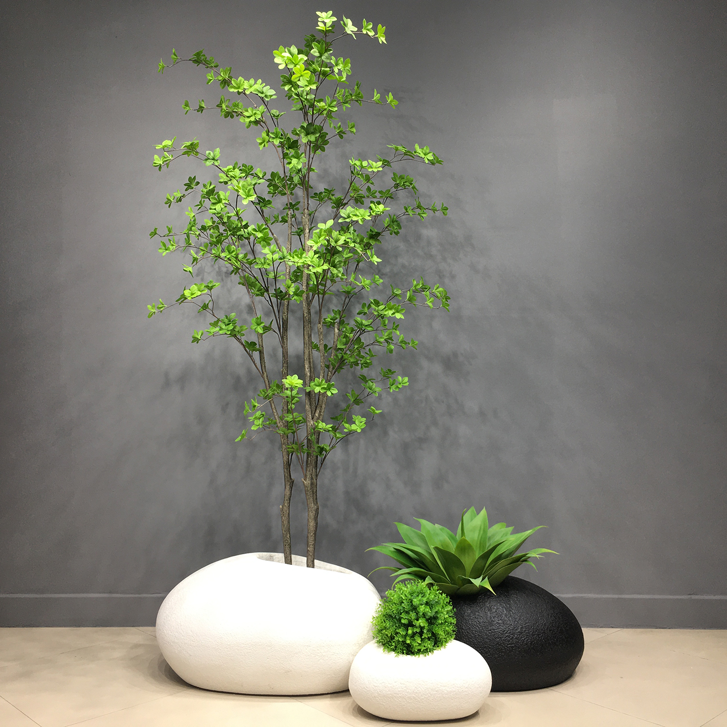 简约现代石头花盆大型椭圆鹅卵石花器别墅仿真吊钟假树造景装饰品