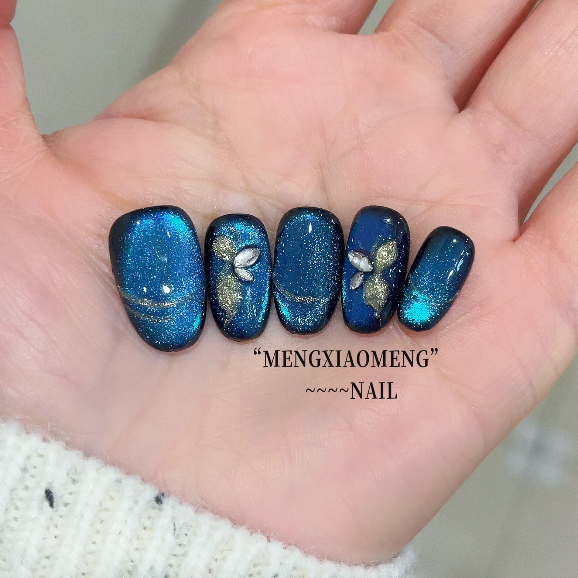 纯手工穿戴甲蓝色猫眼高级感美甲成品假指甲短款可拆卸甲
