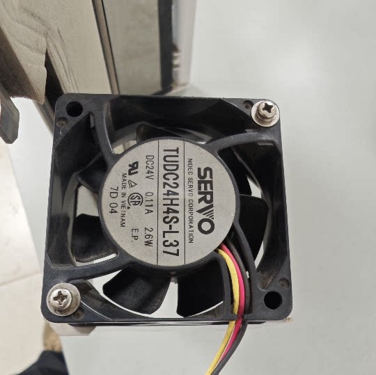 日本伺服SERVO TUDC2USB风扇