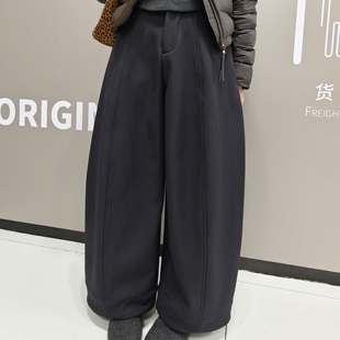 欧货高端小众加绒加厚弯刀阔腿裤女2025冬季宽松直筒休闲气球裤潮