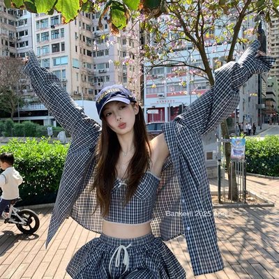 板栗可可Bankelili4.8/20点 菲林假日 慵懒格子衬衫吊带+短裤套装