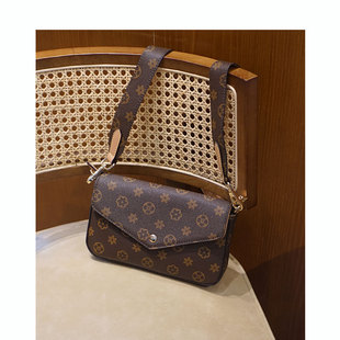 利昂多品牌2023新款百搭时尚复古信封宽肩带单肩斜挎邮差女包