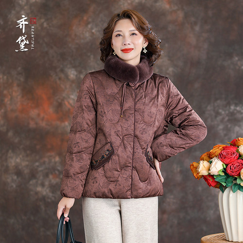 齐黛高端新中式妈妈羽绒服2025新款女冬季加厚毛领复古刺绣短外套