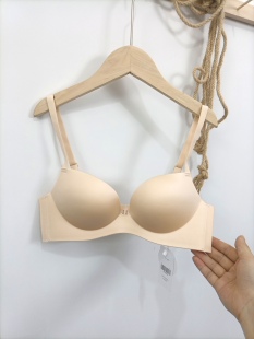 日本OR无痕一片式美背内衣女小胸聚拢显大无钢圈上托大露背文胸罩
