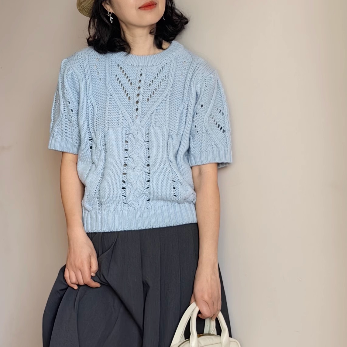 优雅宁静蓝镂空针织短袖上衣氛围感清凉钩花圆领宽松毛衣