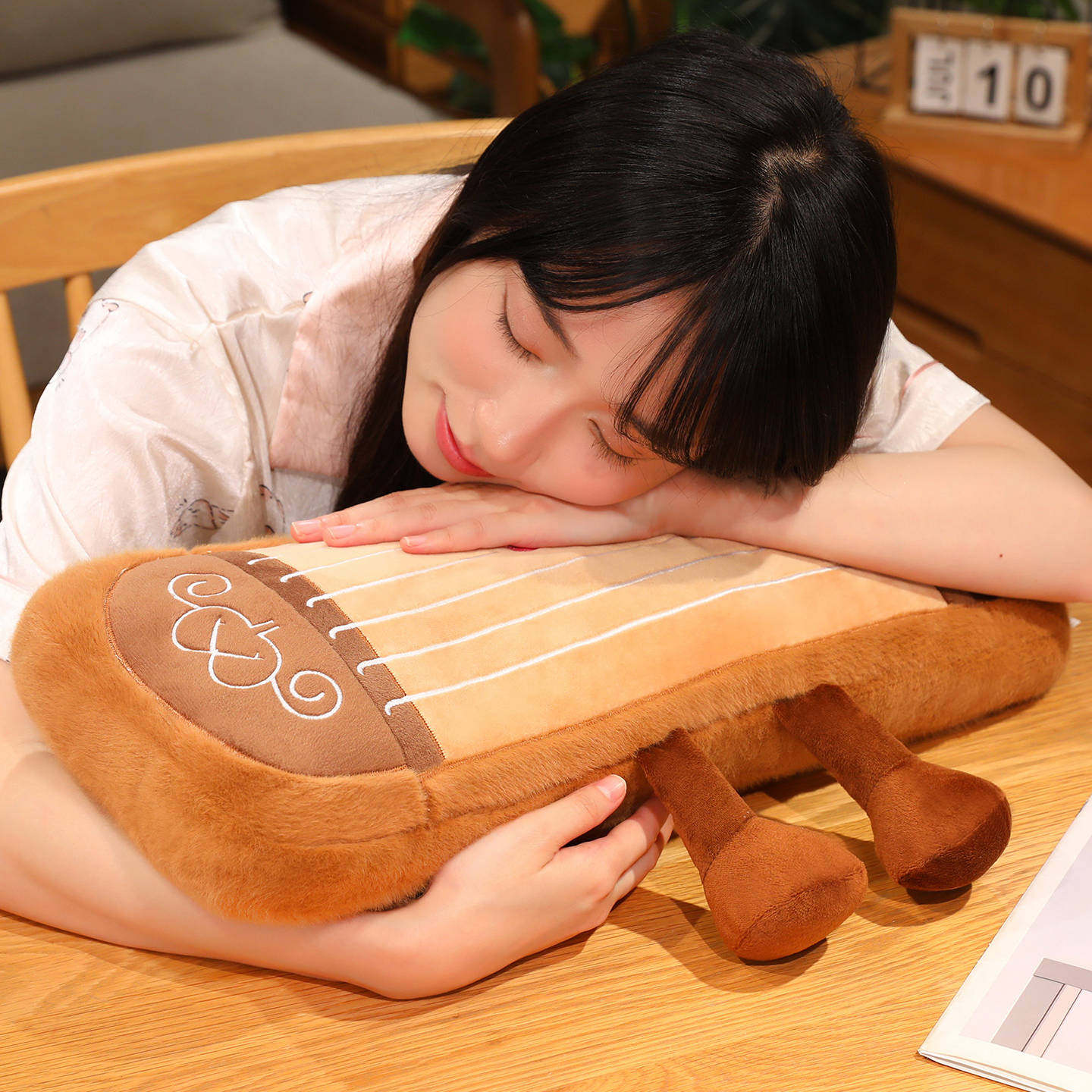 可爱创意古筝毛绒玩具玩偶睡觉抱枕女生挂件娃娃儿童生日礼物