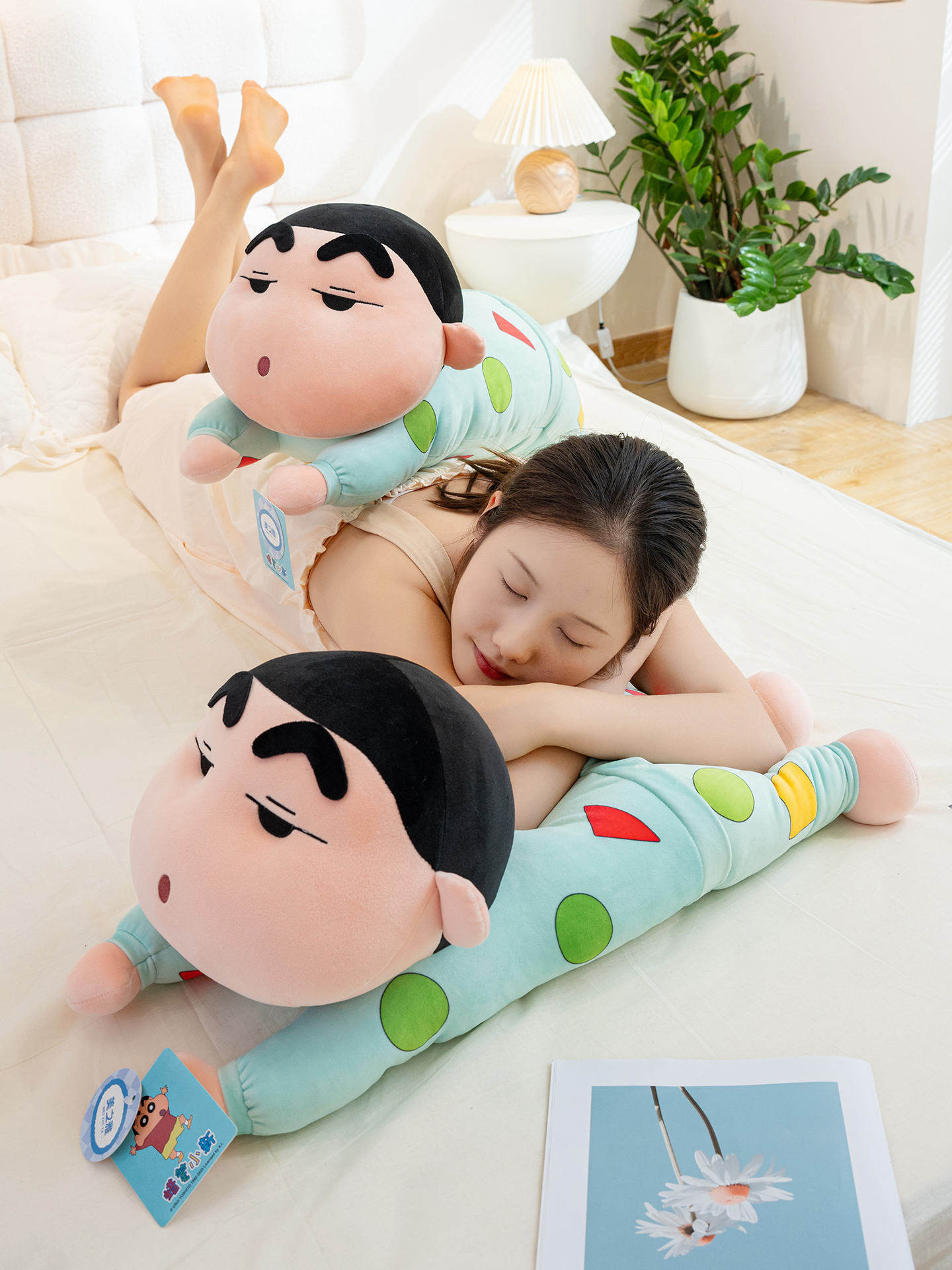 可爱蜡笔小新毛绒玩具公仔儿童睡觉抱枕玩偶生日礼物送女友