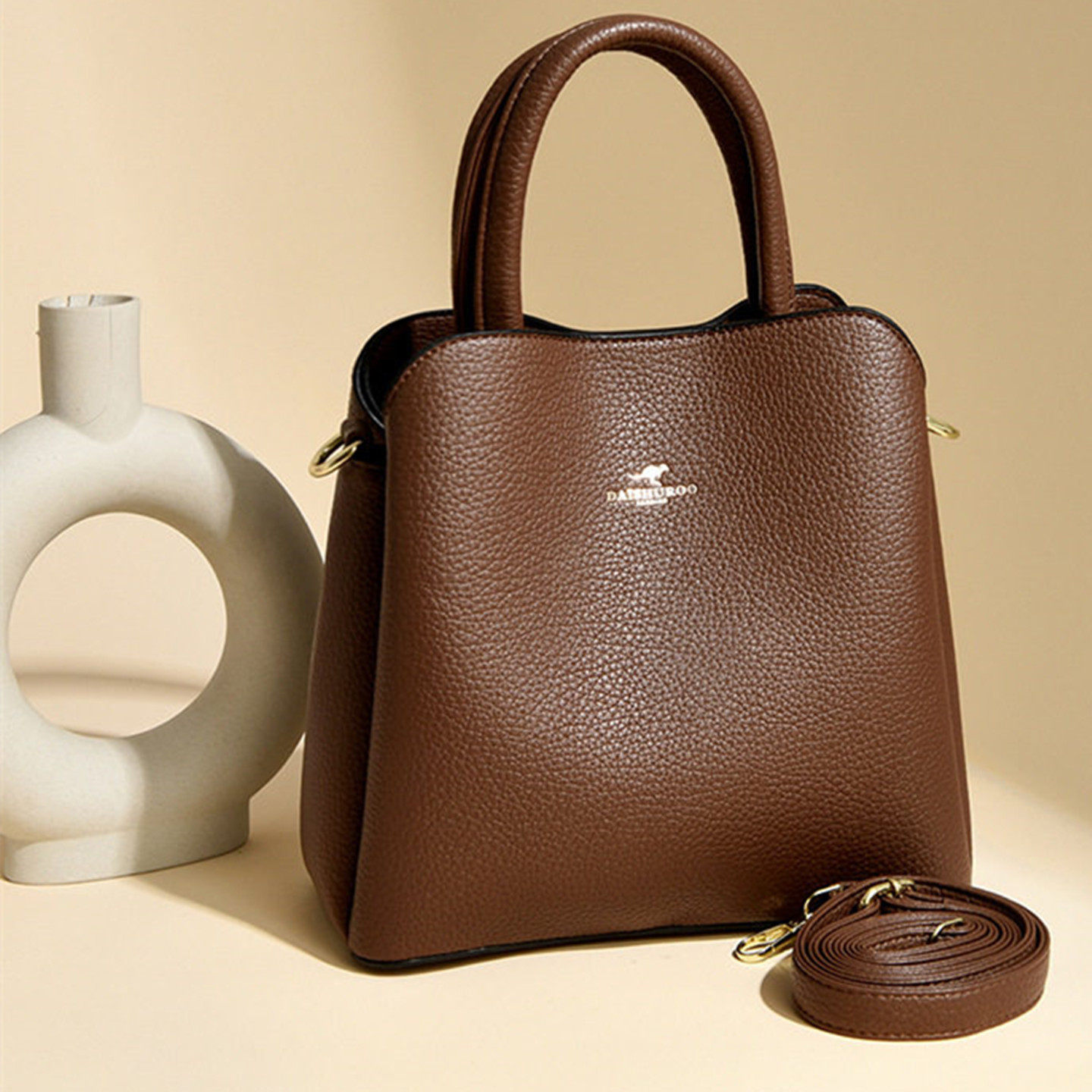 品牌真皮女包手提包包女士2026新款小包斜挎包单肩包女大容量百搭