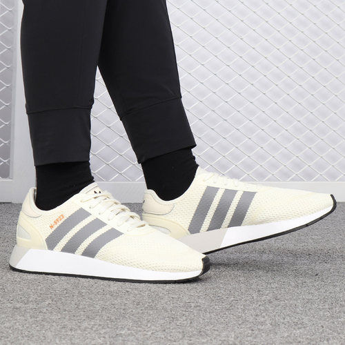 Adidas/阿迪达斯男子运动休闲鞋