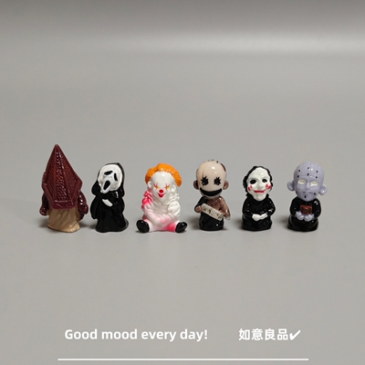 Good mood! 新款万圣小丑电锯惊魂杀手怪物手办微景观车载小摆件