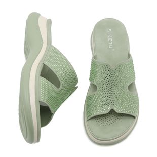 4003 3新款 2025年春夏亚马逊休闲水钻凉拖女防滑海边沙滩坡跟拖鞋